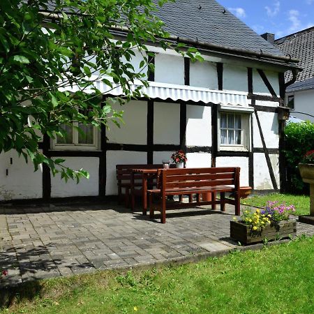 Bright Apartment In The Sauerland With Conservatory Large Terrace And Awning Assinghausen エクステリア 写真